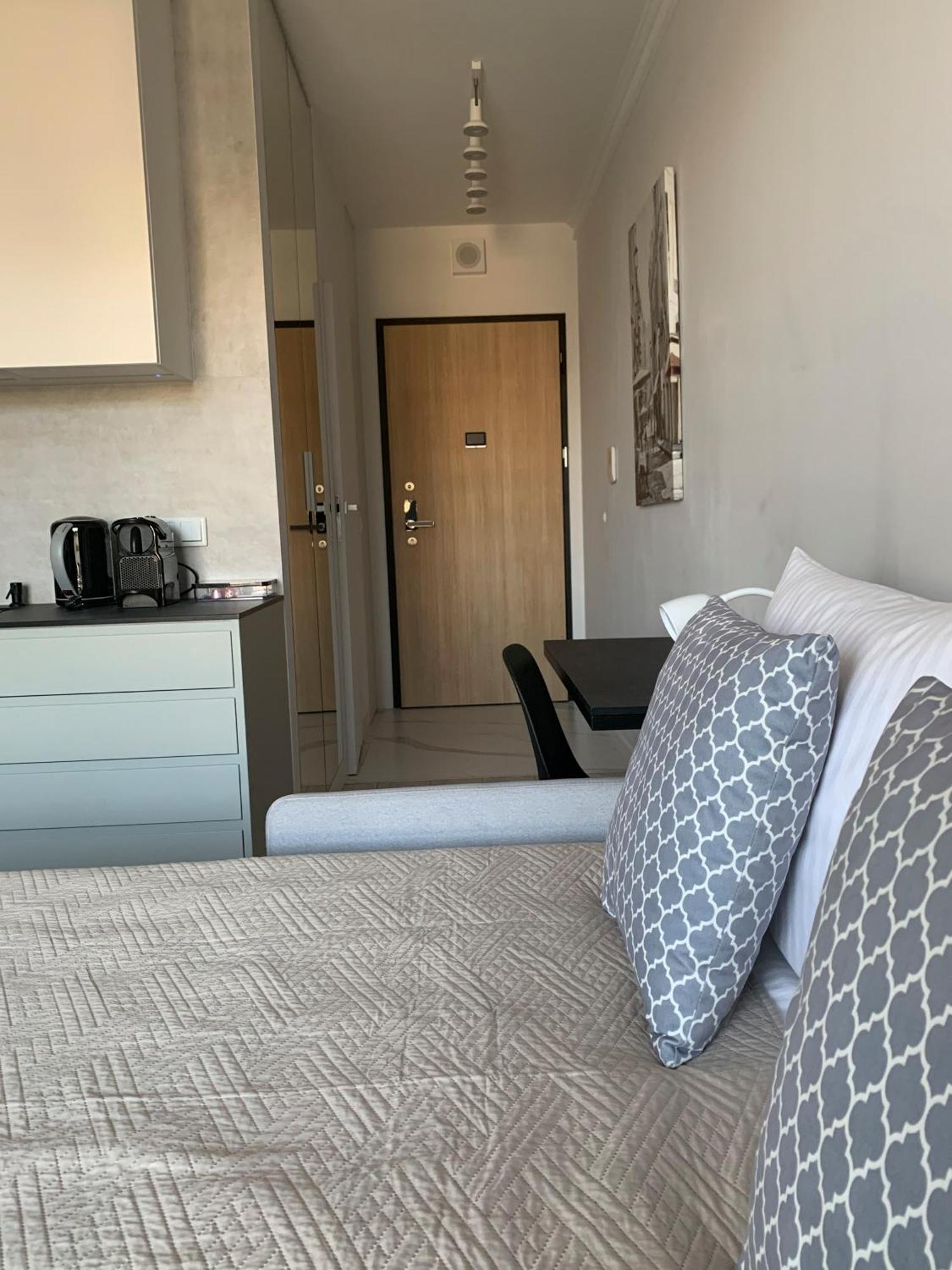Warsaw Home Suites Eksteriør bilde