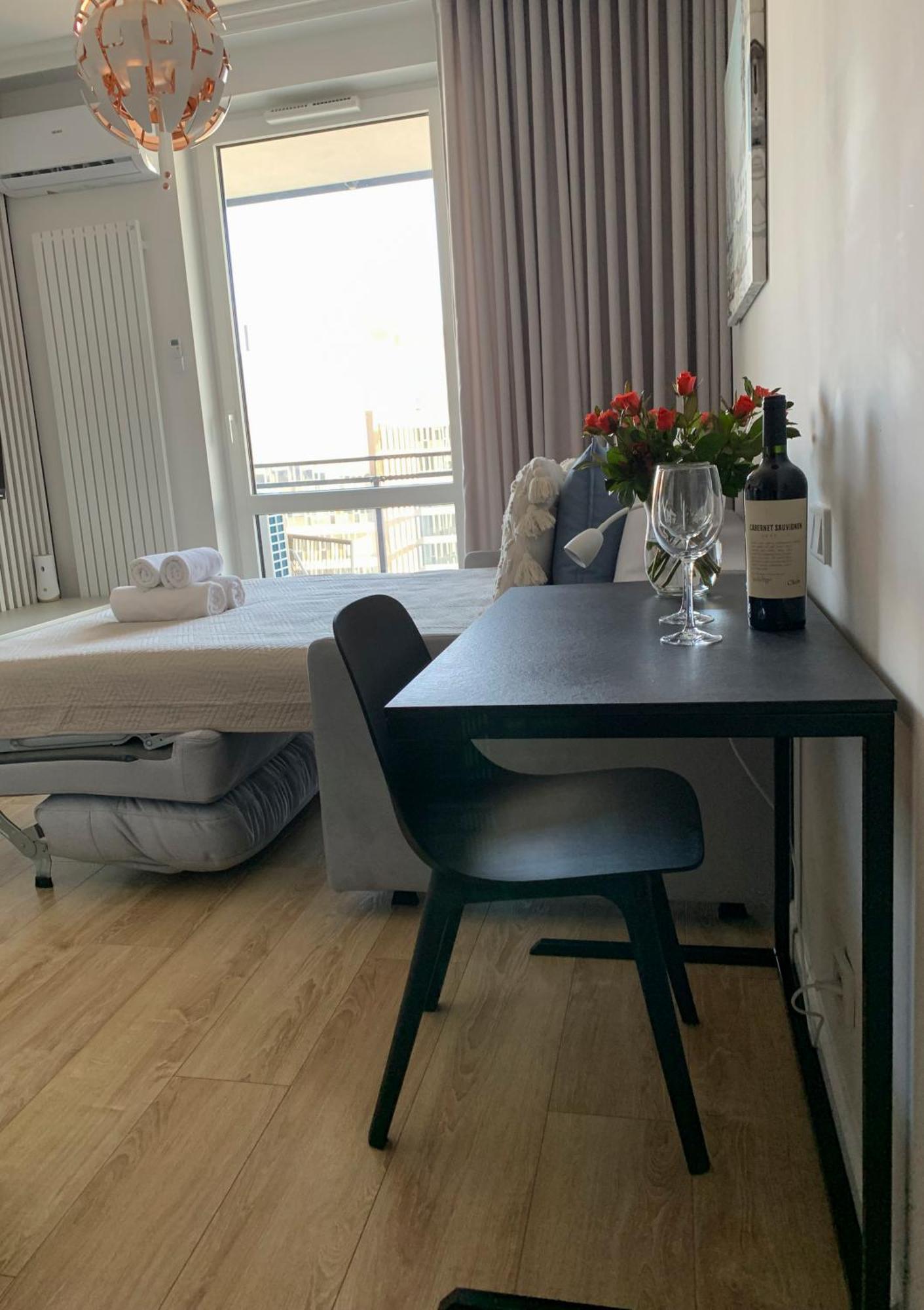 Warsaw Home Suites Eksteriør bilde